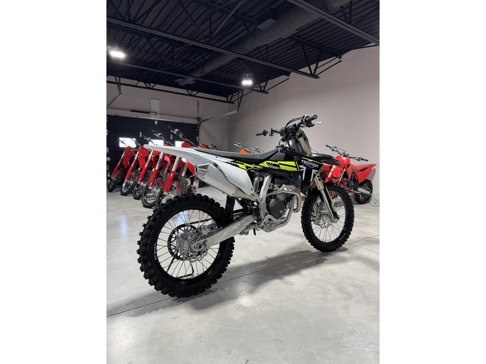 2025 Triumph Tf 250-x alt
