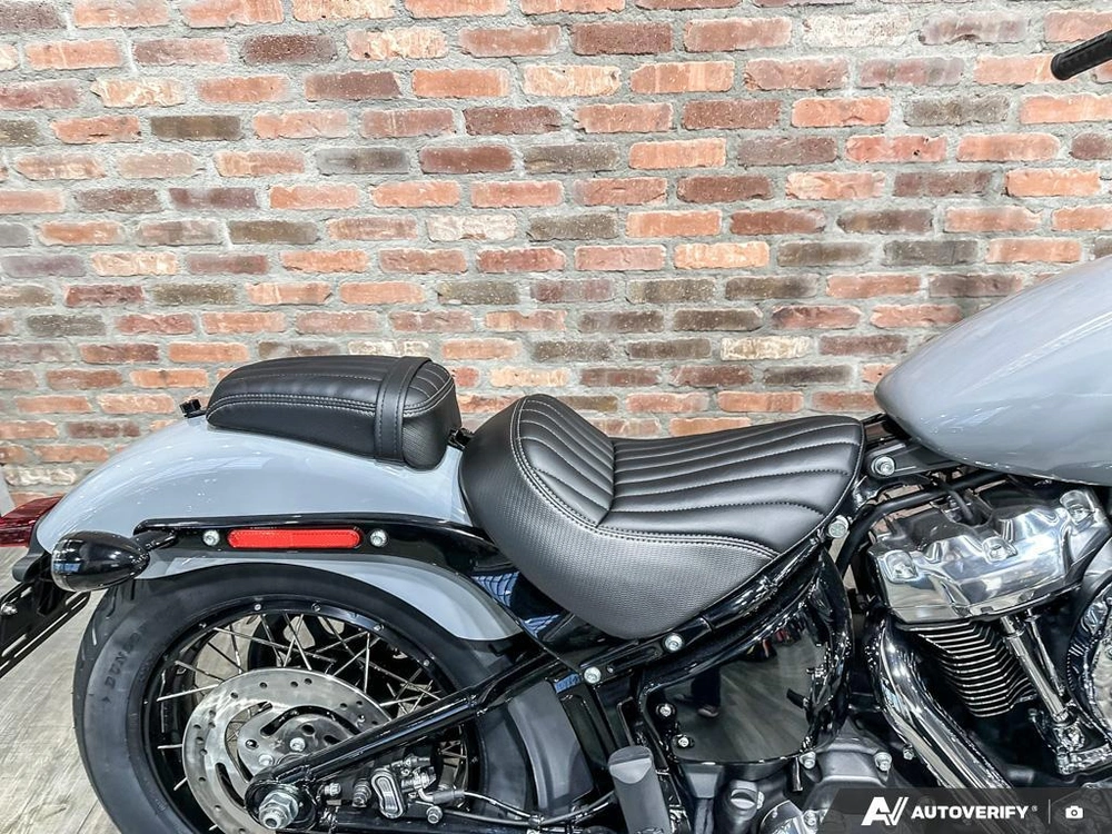 2026 Harley-davidson Street Bob alt