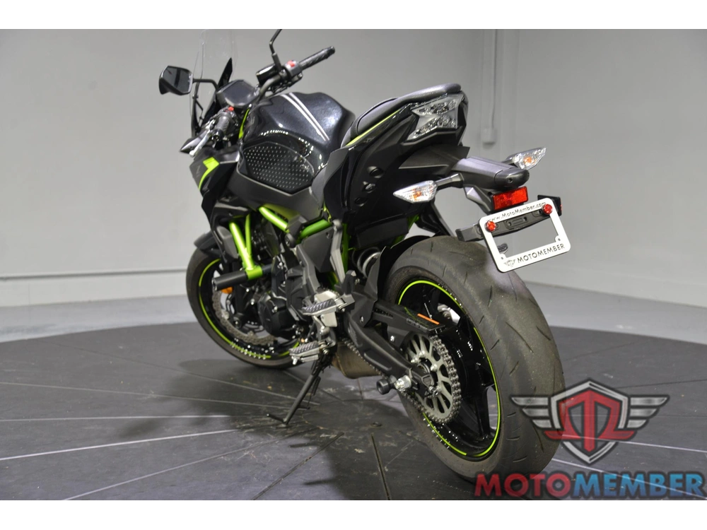 2022 Kawasaki Z650 alt
