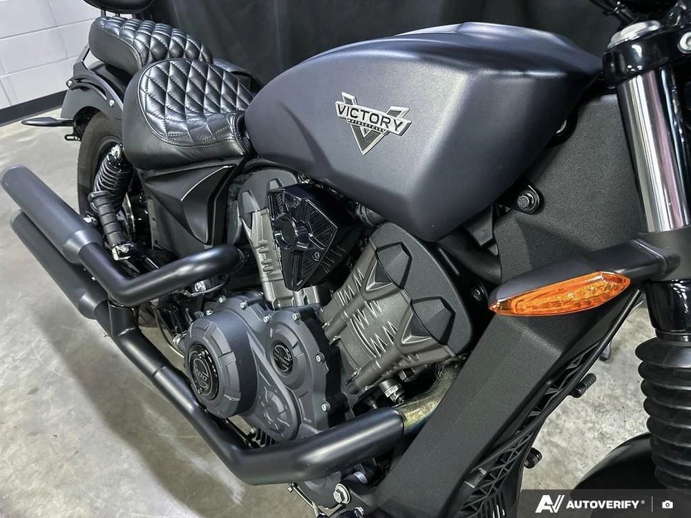 2017 Victory Motorcycles Octane 1200 alt
