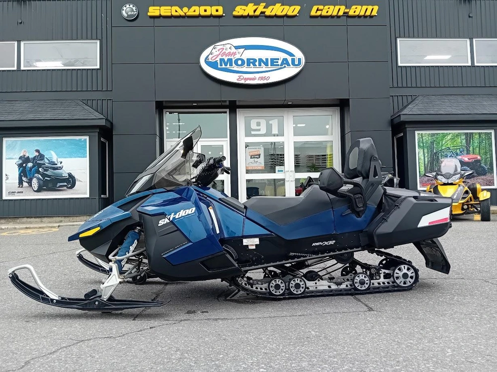 Ski-doo Grand Touring 2012 alt