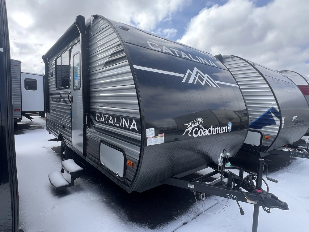 2024 Coachmen Catalina 154rbx alt
