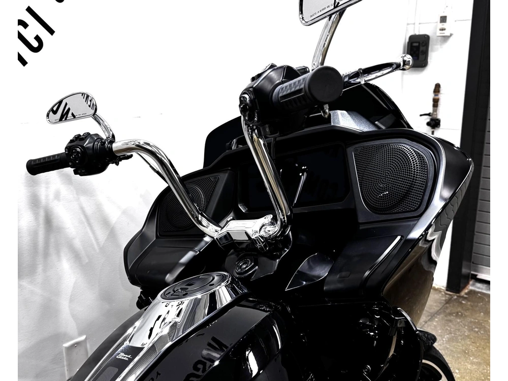 Harley-davidson Road Glide 2025 alt