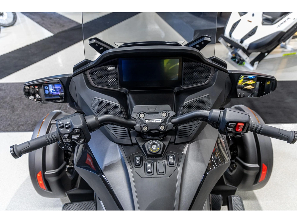 2026 Can-am Spyder Rt Ltd 1330 Se6 Bk Drk 26 G1ta alt