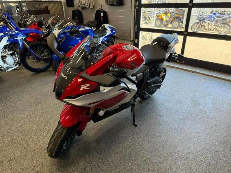 2026 Yamaha Yamaha Yzf-r7 70e Anniversaire alt