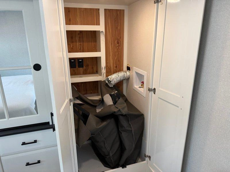 Jayco Pinnacle 38kpts 2026 alt