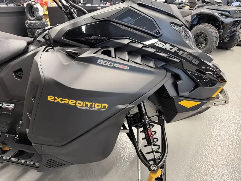 Ski-Doo EXPEDITION XTREME TURBO R 2027