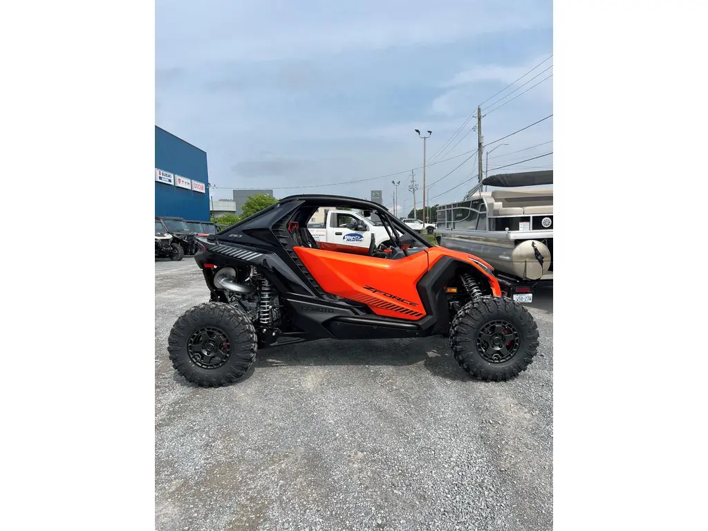 2026 CFMOTO ZFORCE Z10 