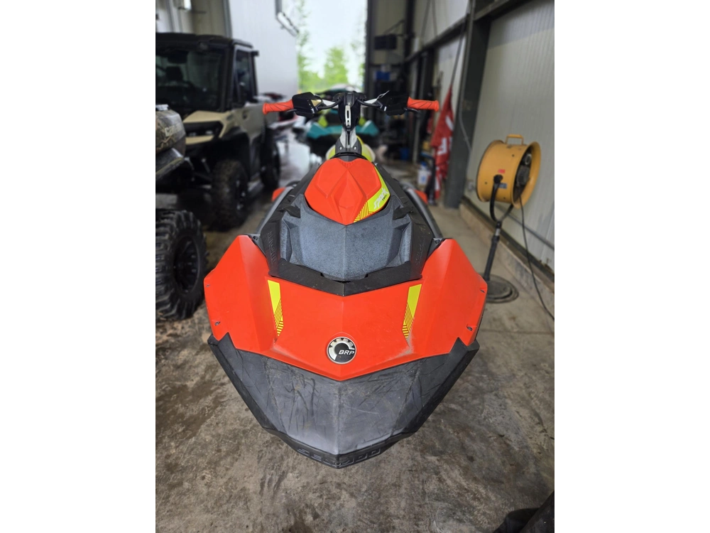 Sea-doo Spark Trixx For 3 Ibr® 2020 alt