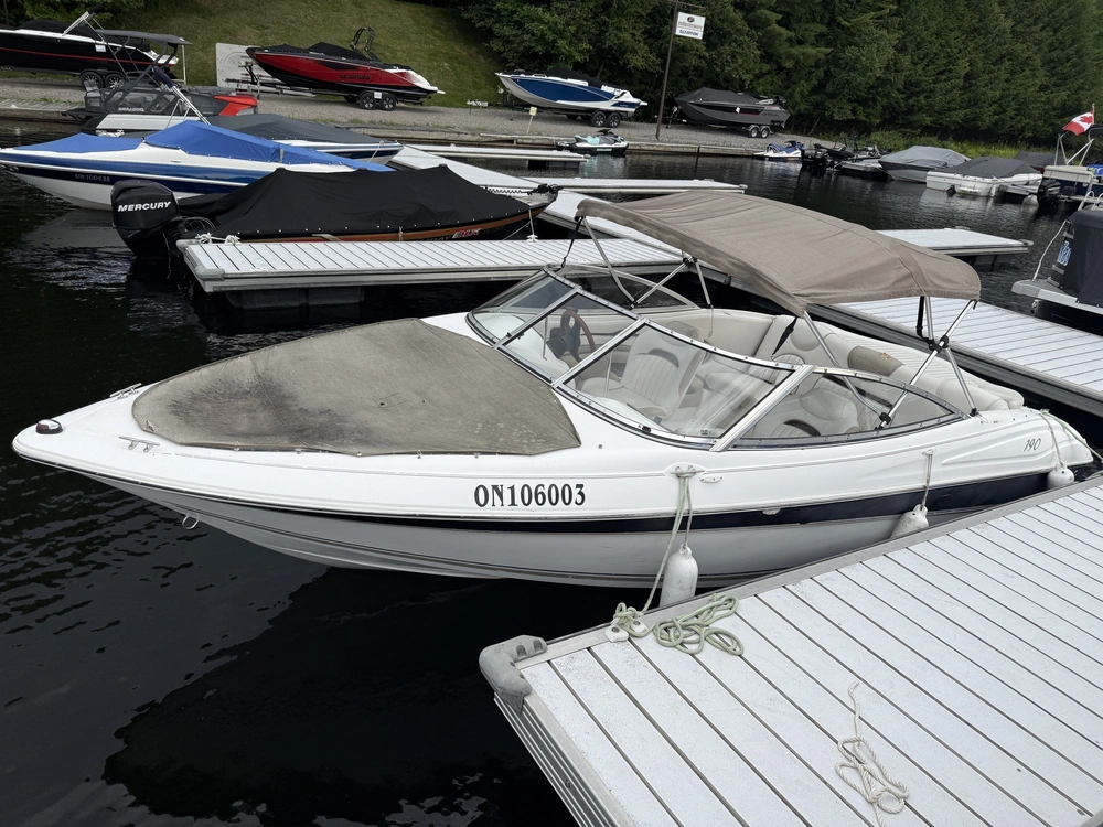2005 Doral Boats 190 alt