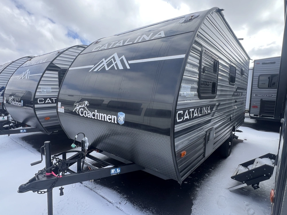 2024 Coachmen Catalina 154rbx alt