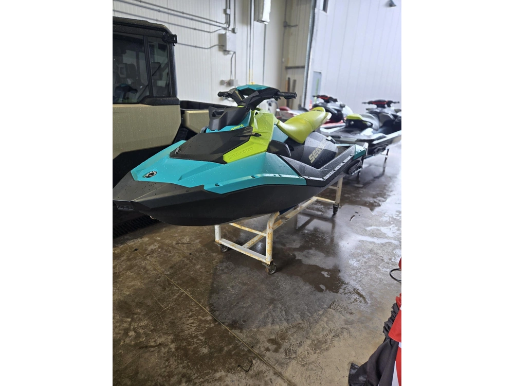 Sea-doo Pw Spark 3up 90 Ibr/conv Aud Wh 22 Std 2022 alt