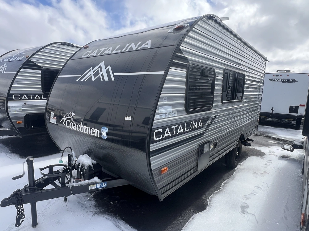 2024 Coachmen Catalina 164bhx alt