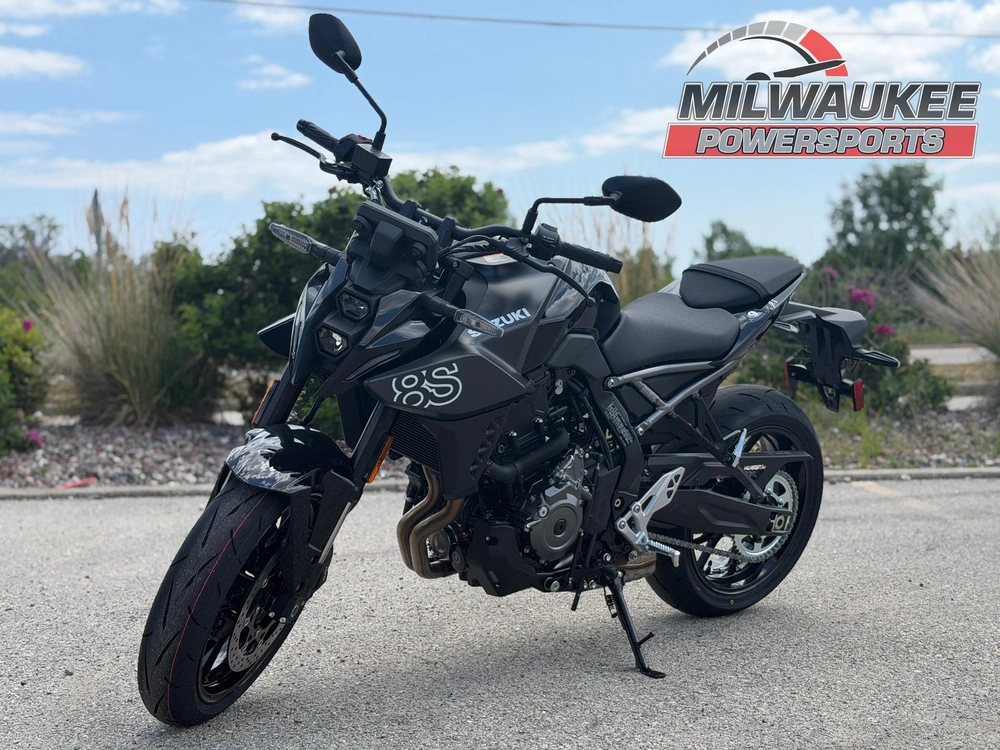 2026 Suzuki Gsx-8s alt