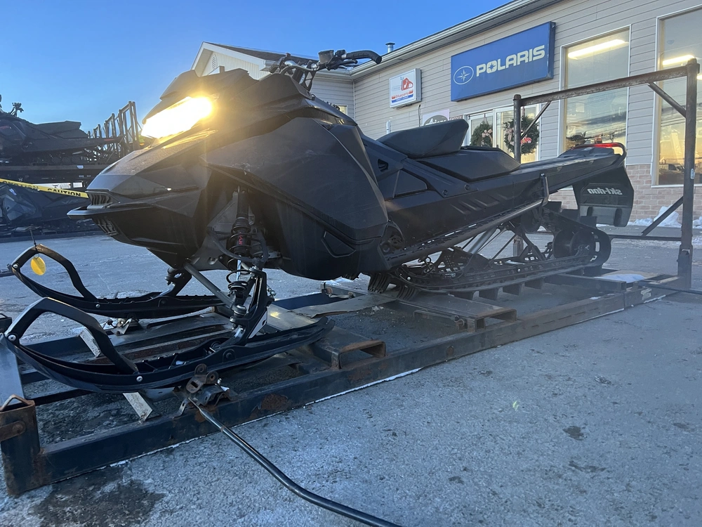 2019 Ski-doo Summit X 850 154 alt