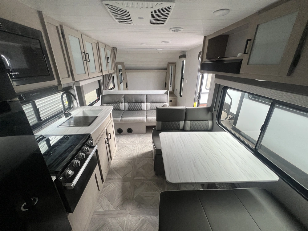 2023 Forest River Wildwood 261bhxlx alt