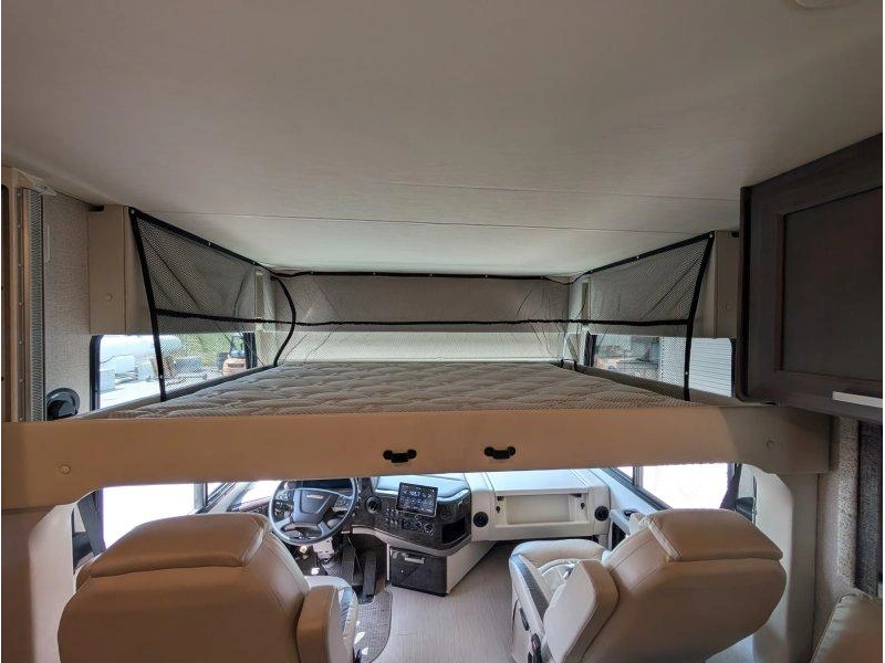 Thor Motor Coach Palazzo 37.4 2023 alt