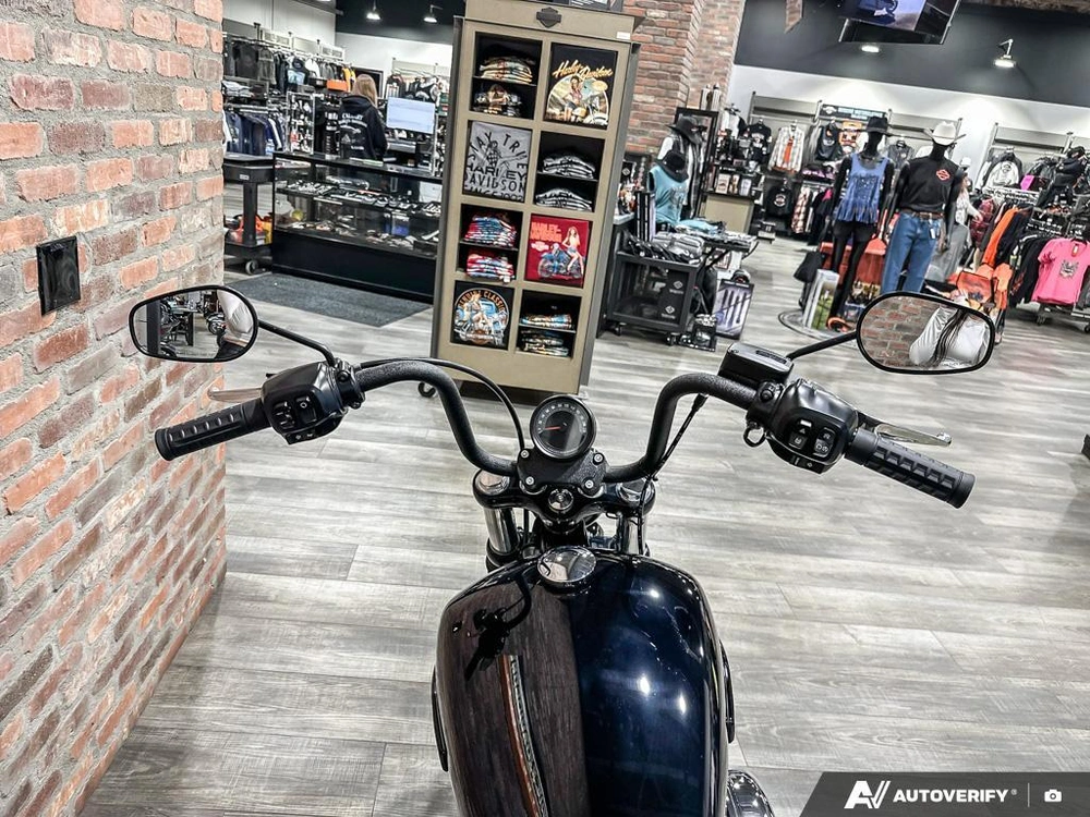 2026 Harley-davidson Street Bob alt