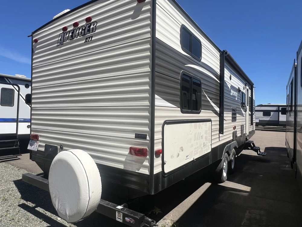 2017 Prime Time Avenger 27dbs alt