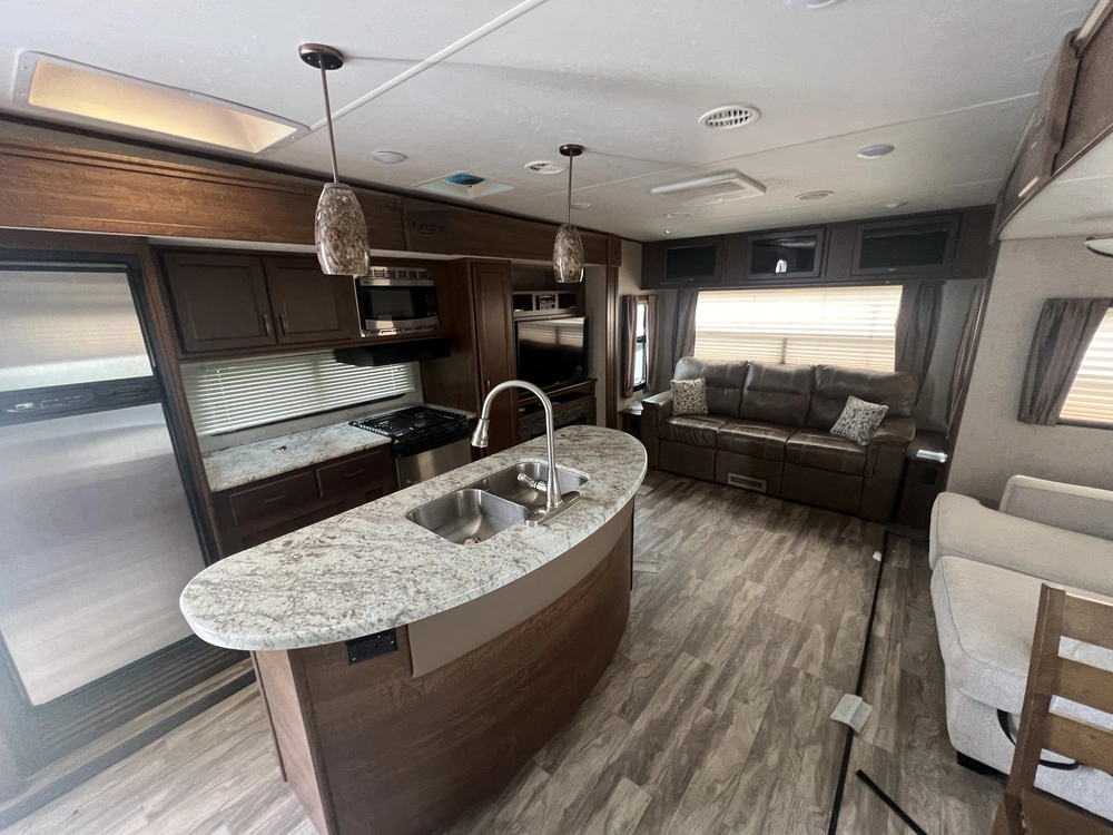 2018 Highland Ridge Rv Open Range 272 Rls alt