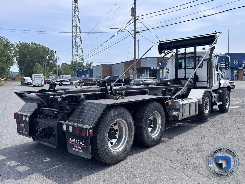 2015 Mack Gu813 alt