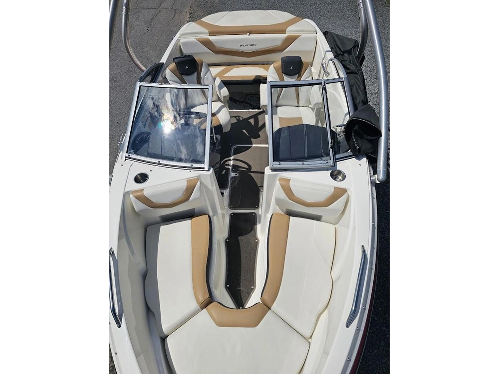2014 Larson Lx195s alt