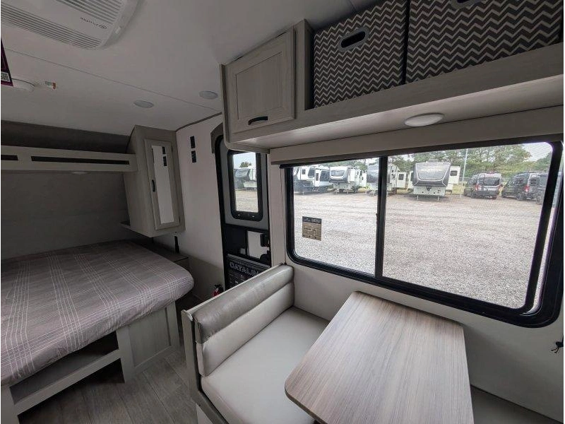 2027 Coachmen Catalina 154rbx alt