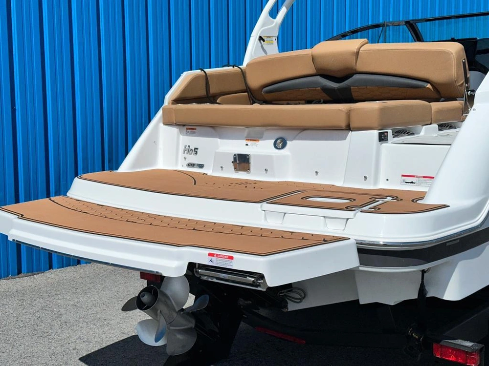Four Winns Hd5 Mercruiser 6.2l / Bravo 3 2025 alt