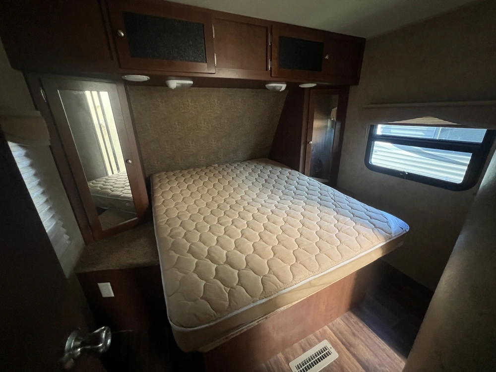 2013 Dutchmen Kodiak 300 Bhsl alt
