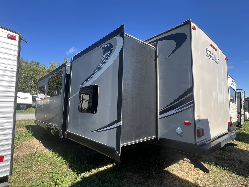 2013 Dutchmen Kodiak 300 Bhsl alt