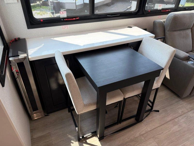 Jayco Pinnacle 38kpts 2026 alt