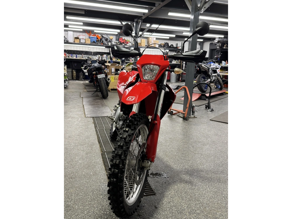 Gasgas Es 700 2023 alt