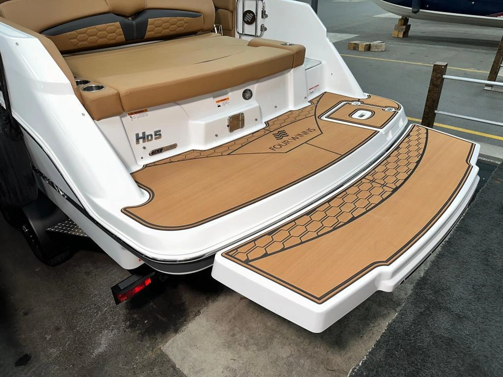 Four Winns Hd5 Mercruiser 6.2l / Bravo 3 2025 alt
