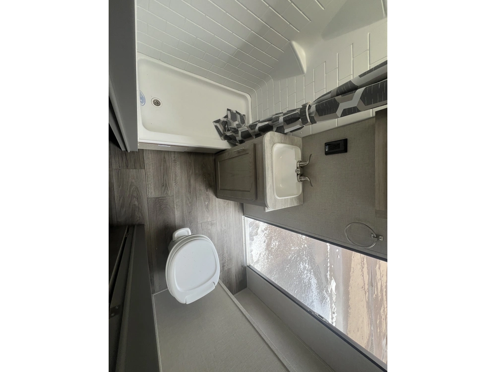 2022 Coachmen Catalina 323bhdsckle alt