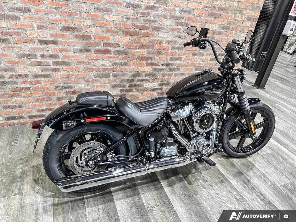 2026 Harley-davidson Street Bob alt