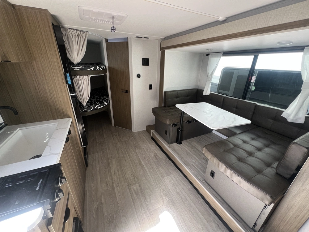 2026 Forest River Wildwood 178bhsk alt