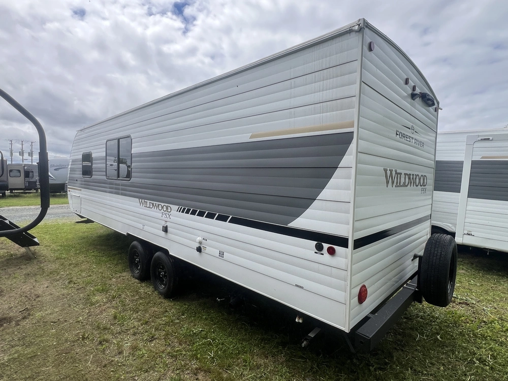 2026 Forest River Wildwood Fsx 266 Bhle alt