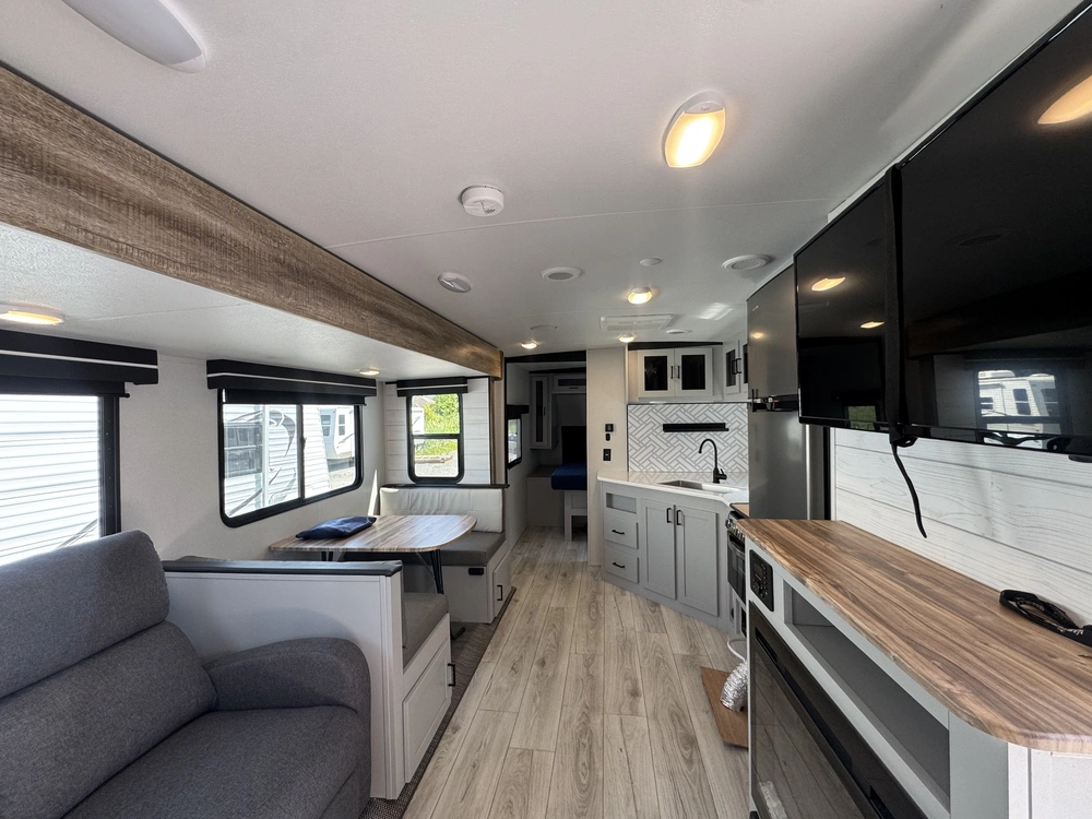 2024 Heartland North Trail 29bhp alt