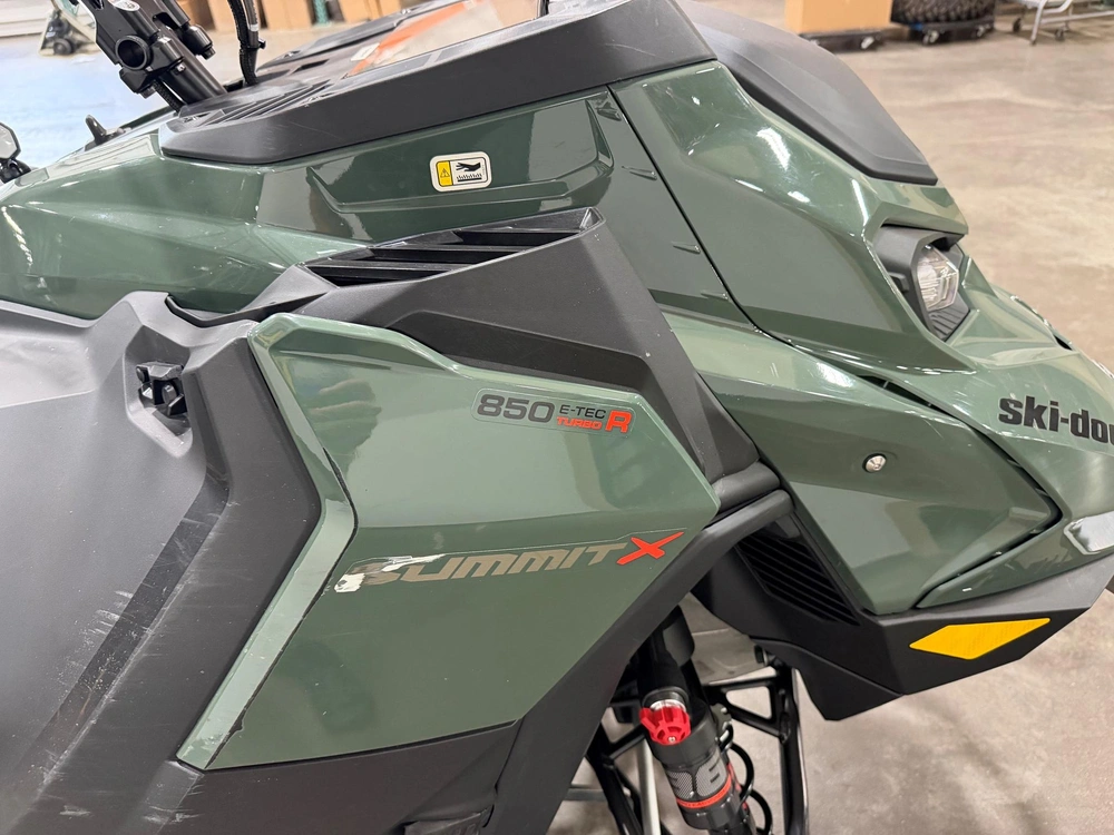2026 Ski-doo Summit Expert 850 Turbo 154 10.25 Tstf alt