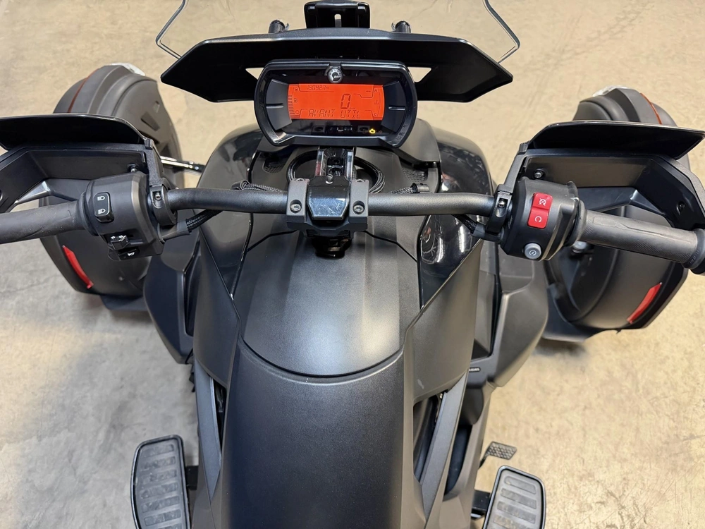Can-am Ryker 900 Ace 2022 alt