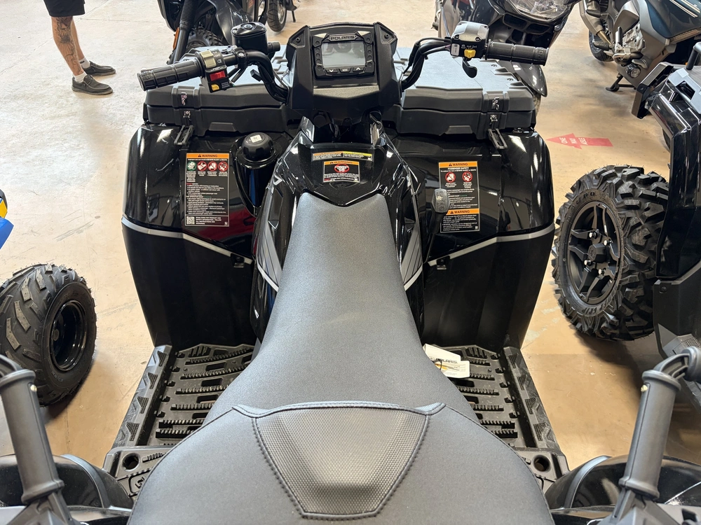 2026 Polaris Sportsman Touring 850 Premium Onyx Black alt