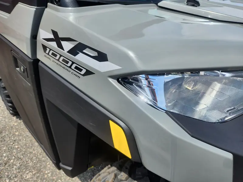Polaris RANGER XP 1000 CAB - AVALANCHE GRAY 2027