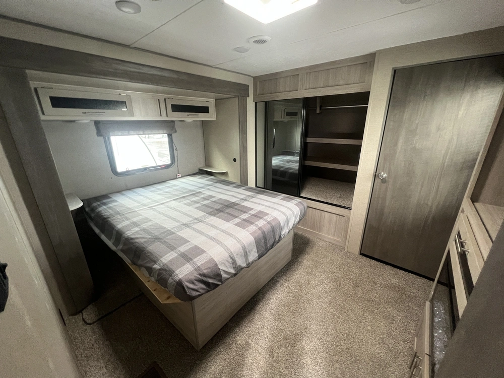 2022 Coachmen Catalina 303rkdsle alt