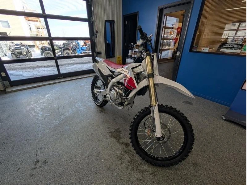2026 Yamaha Yamaha Yz 450f 70 Th Anniversary alt