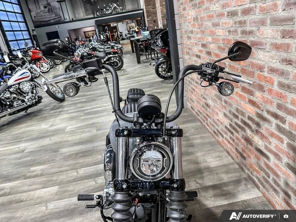 2026 Harley-davidson Street Bob alt