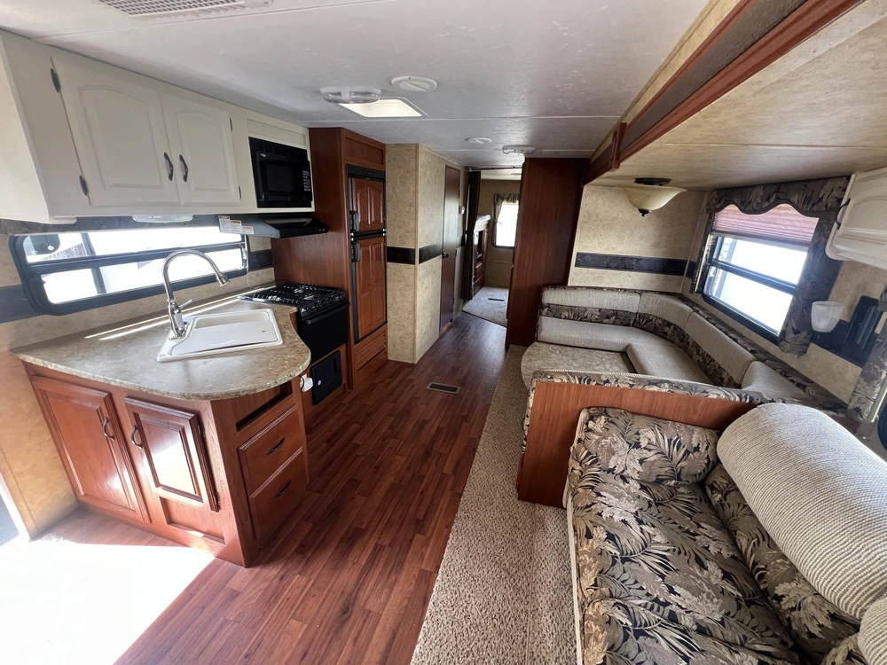 2011 Keystone Rv Outback 312bh alt