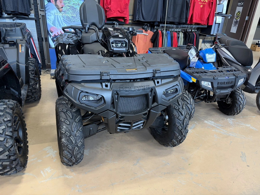 2026 Polaris Sportsman Touring 850 Premium Onyx Black alt