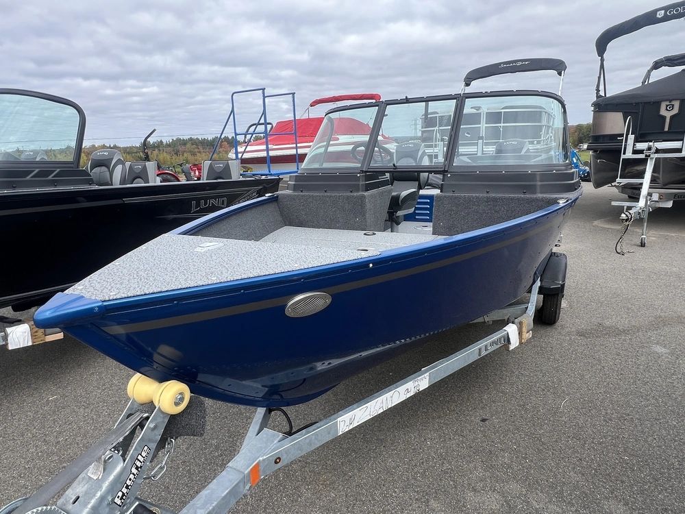 2024 Lund Boat Co 1650 Angler alt