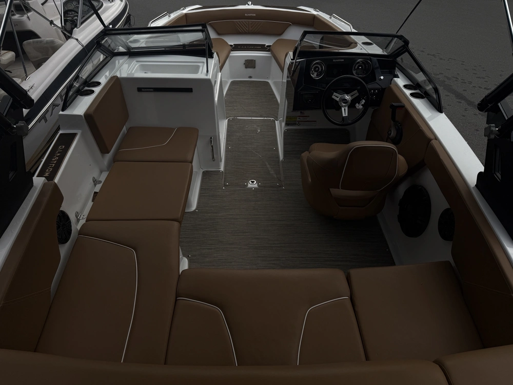2022 Glastron Gtd 205 alt