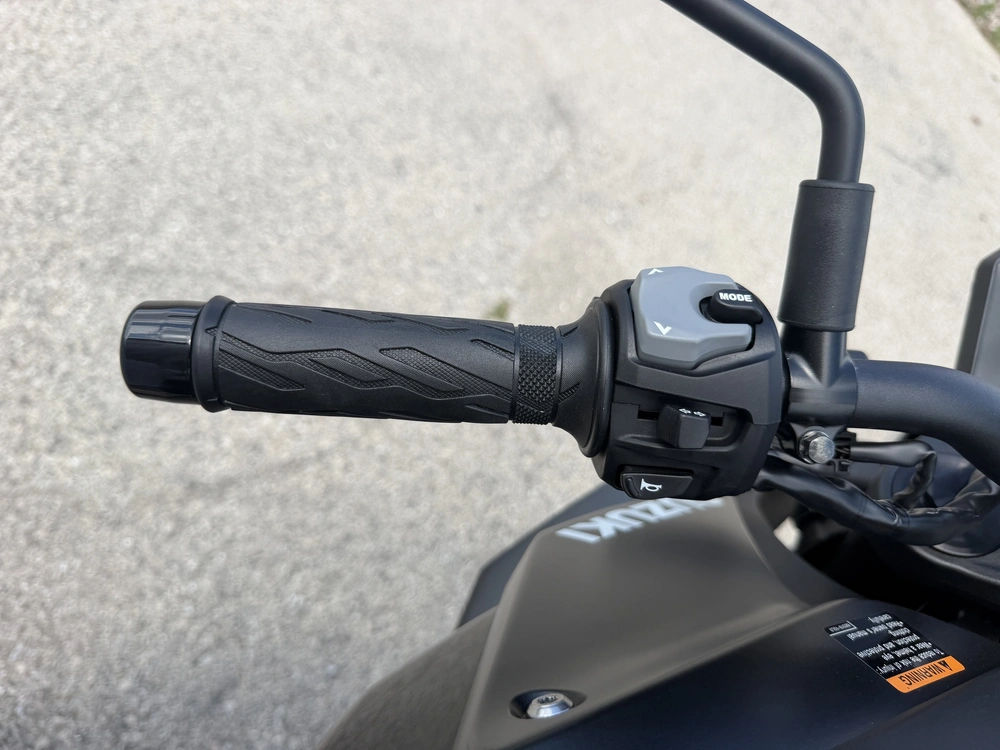 2026 Suzuki Gsx-8s alt